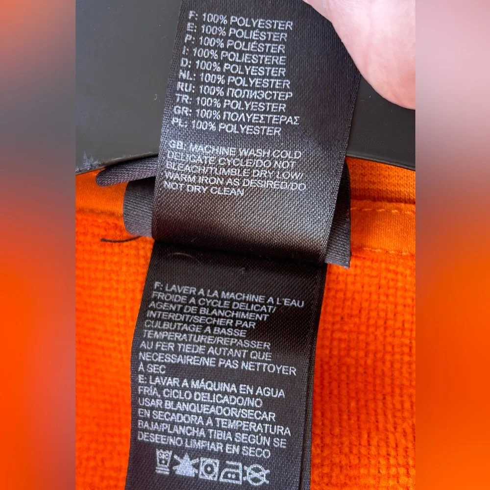 The North Face 1/4 Zip Stand‎ Up Collar Size Medium